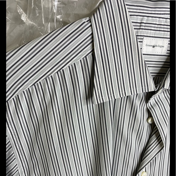 Excellent Condition Zegna Dress Shirts 17-… - Picture 3 of 8